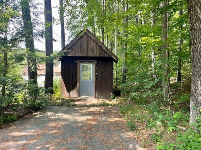 42 Pepperell Road, Brookline, NH 03033