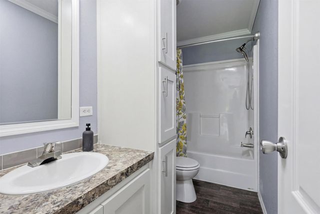 237 County Road 4927, Trenton, TX 75490