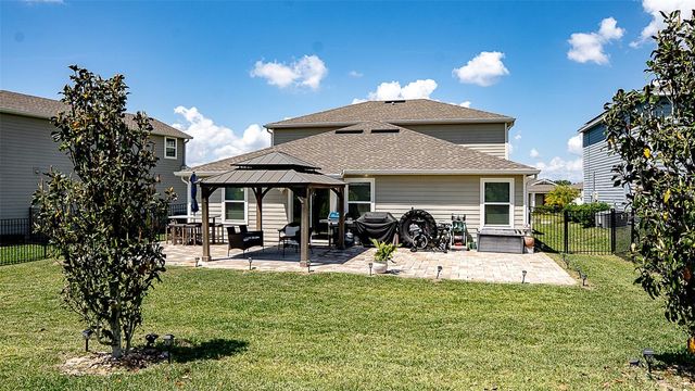 5526 LIMESTONE STREET, Mount Dora, FL 32757