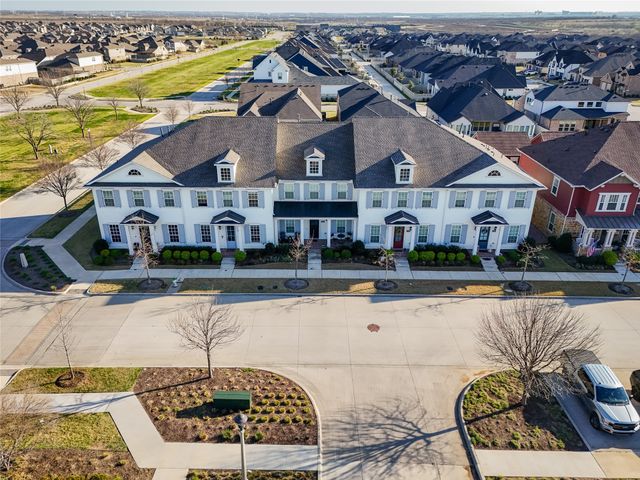 2737 S Market Square, Northlake, TX 76247