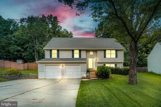 14 MYRTLE RD, Fredericksburg, VA 22405