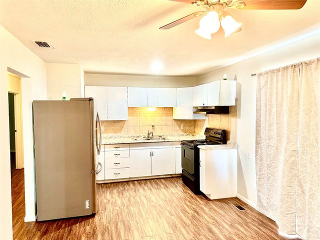 4909 Dalevale Court, Fort Worth, TX 76135