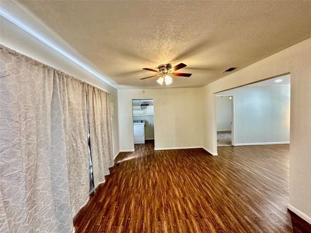 4909 Dalevale Court, Fort Worth, TX 76135