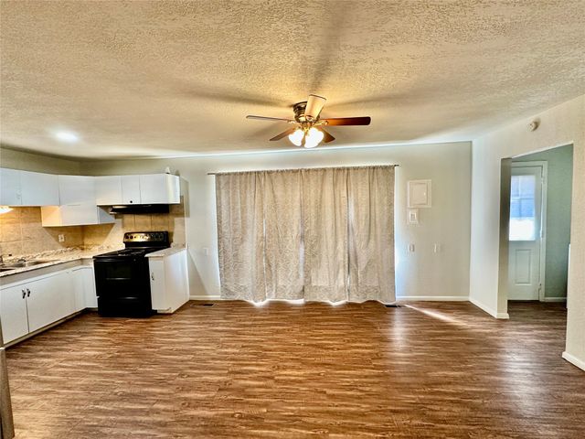 4909 Dalevale Court, Fort Worth, TX 76135