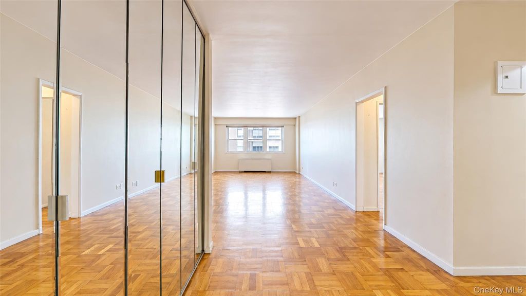 66-36 Yellowstone Boulevard A20, Forest Hills, NY 11375 — photo 4