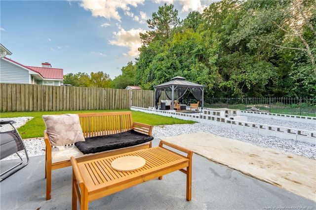 2140 Fargo Drive, Fayetteville, NC 28306