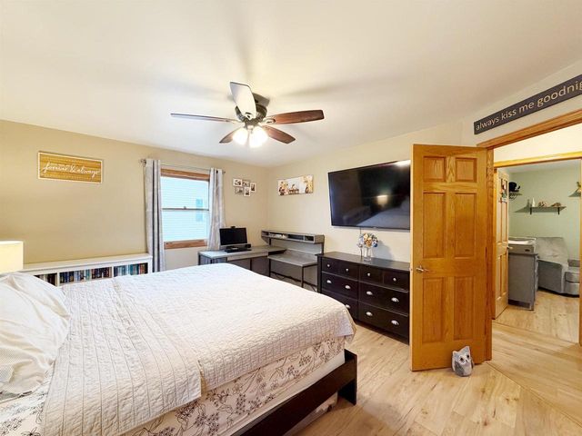 283 OLD PIONEER ROAD, Fond Du Lac, WI 54935