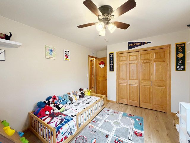 283 OLD PIONEER ROAD, Fond Du Lac, WI 54935