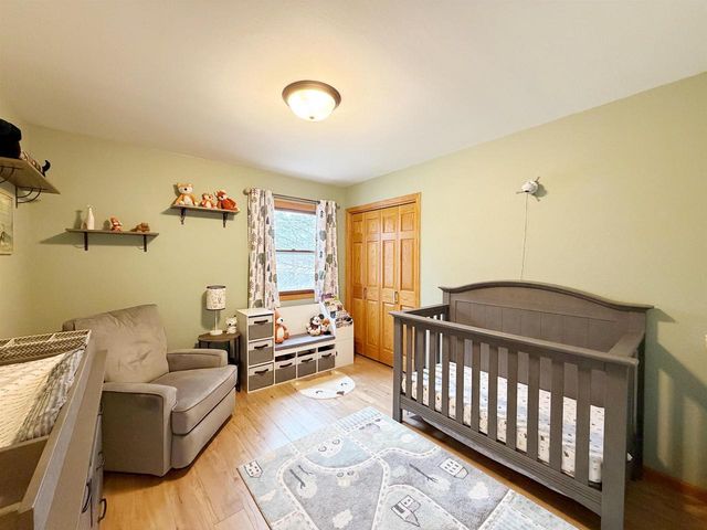 283 OLD PIONEER ROAD, Fond Du Lac, WI 54935