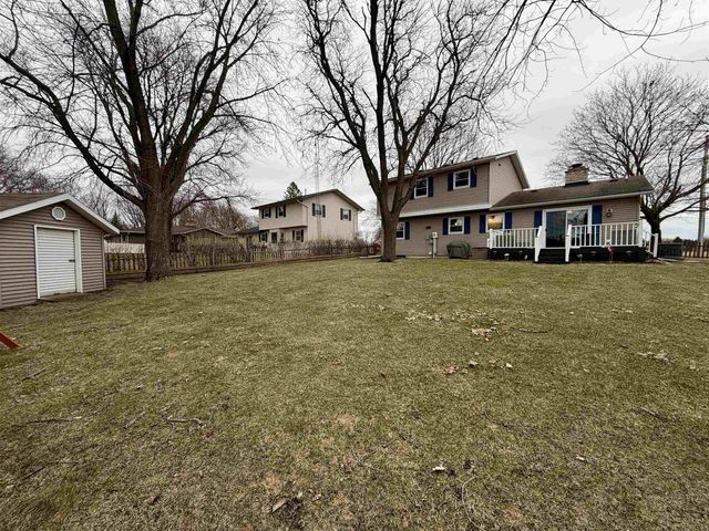 283 OLD PIONEER ROAD, Fond Du Lac, WI 54935