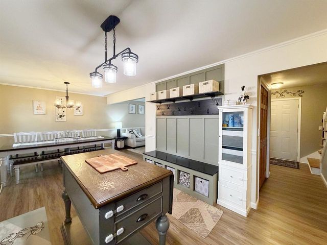 283 OLD PIONEER ROAD, Fond Du Lac, WI 54935