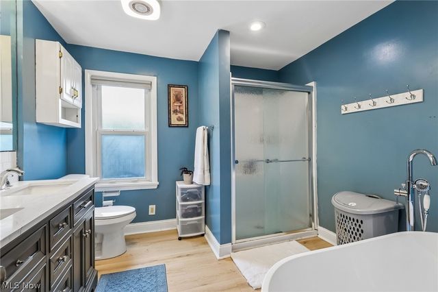 21299 S Woodland Road, Shaker Heights, OH 44122
