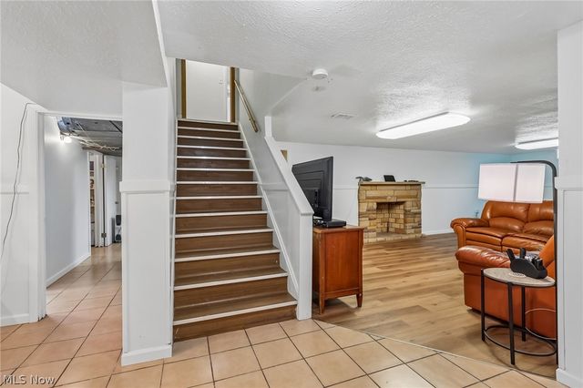 21299 S Woodland Road, Shaker Heights, OH 44122