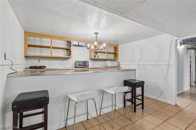 21299 S Woodland Road, Shaker Heights, OH 44122
