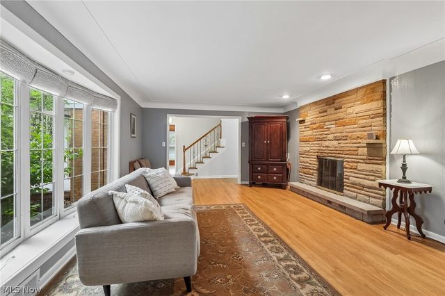 21299 S Woodland Road, Shaker Heights, OH 44122