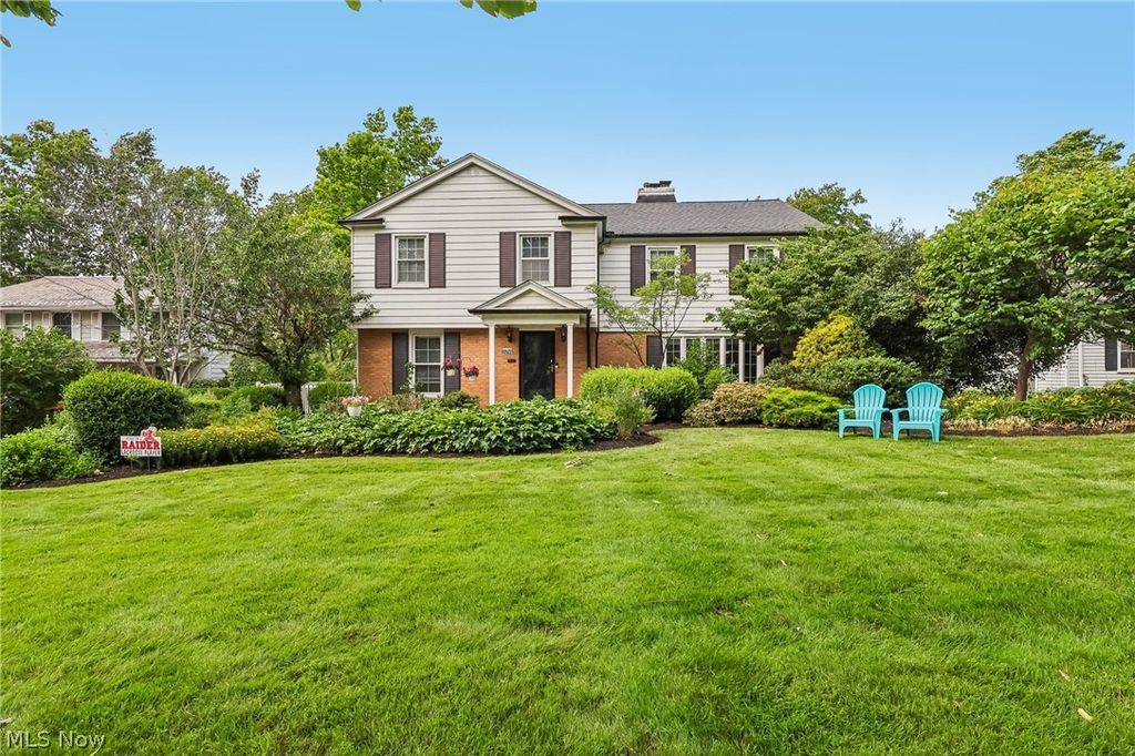 21299 S Woodland Road, Shaker Heights, OH 44122