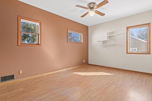 4445 43rd Avenue S, Minneapolis, MN 55406