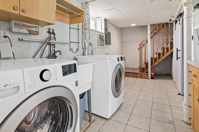 4445 43rd Avenue S, Minneapolis, MN 55406