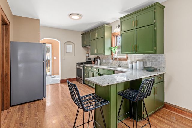 4445 43rd Avenue S, Minneapolis, MN 55406