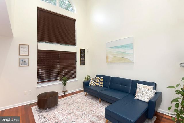 222 FOUNTAYNE LN, Lawrence Township, NJ 08648
