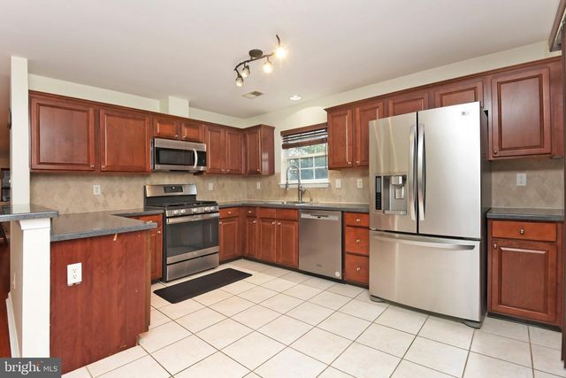 222 FOUNTAYNE LN, Lawrence Township, NJ 08648