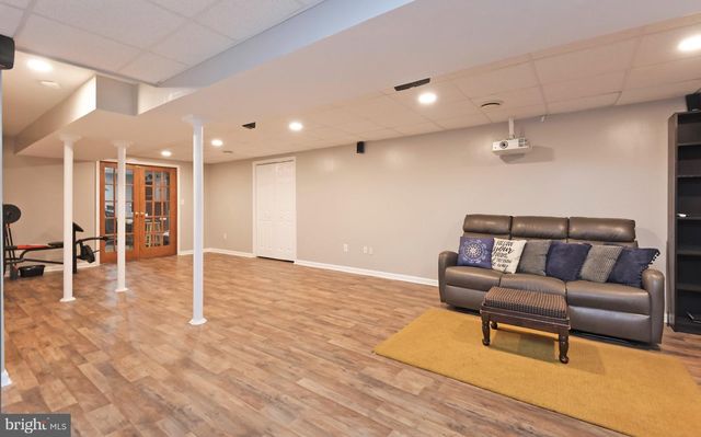222 FOUNTAYNE LN, Lawrence Township, NJ 08648