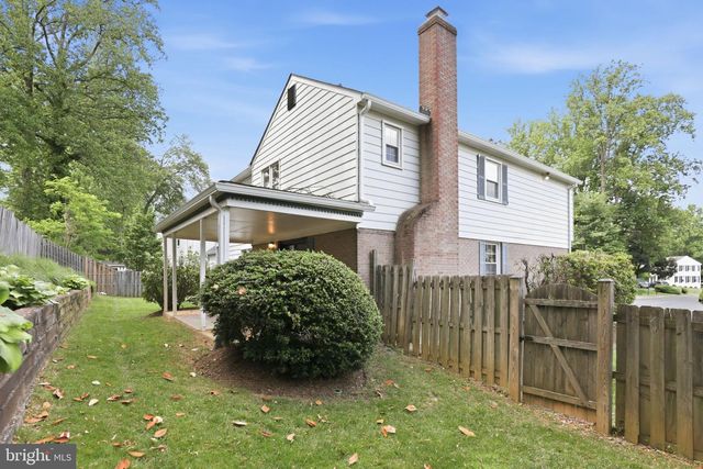 219 APPLE BLOSSOM CT, Vienna, VA 22181