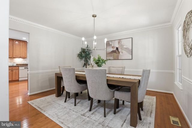 219 APPLE BLOSSOM CT, Vienna, VA 22181