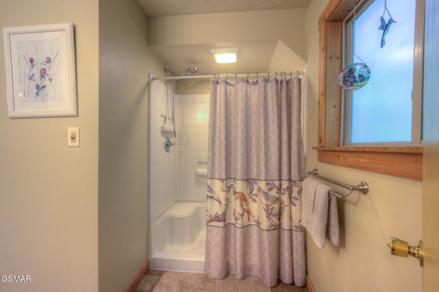 1051 Wiley Oakley Drive, Gatlinburg, TN 37738