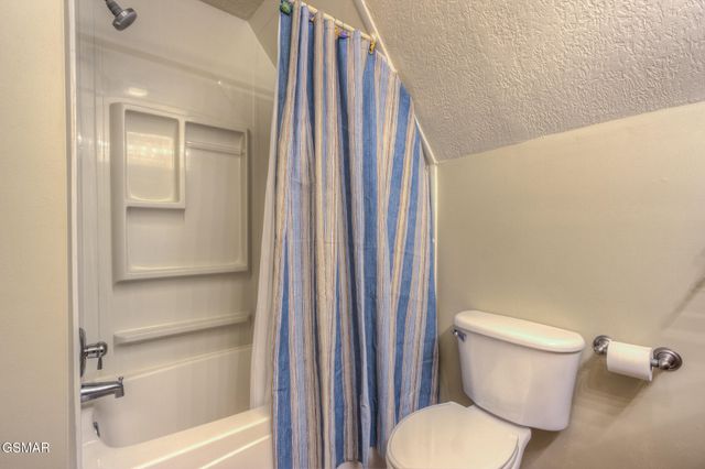 1051 Wiley Oakley Drive, Gatlinburg, TN 37738