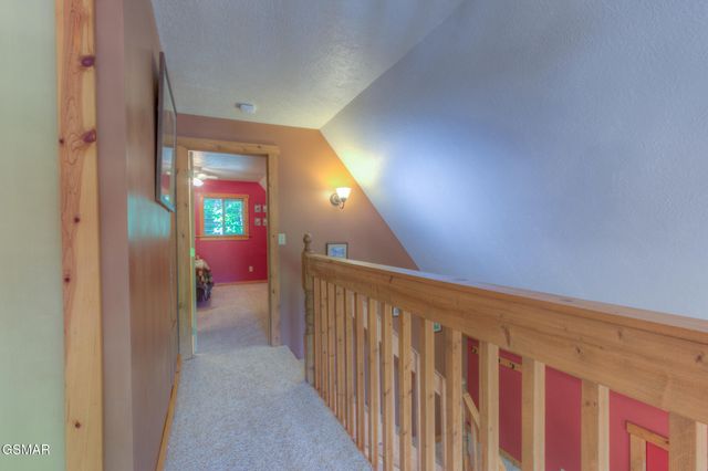 1051 Wiley Oakley Drive, Gatlinburg, TN 37738