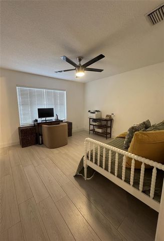 9530 E Plum Harbor Way, Tamarac, FL 33321