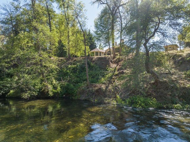 7813 Upper Applegate Road, Jacksonville, OR 97530