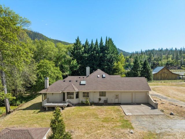 7813 Upper Applegate Road, Jacksonville, OR 97530