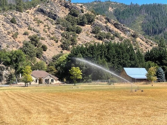 7813 Upper Applegate Road, Jacksonville, OR 97530