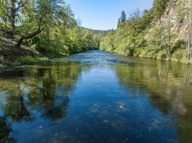 7813 Upper Applegate Road, Jacksonville, OR 97530