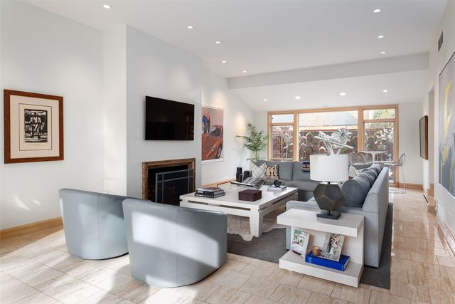 12 Royal Way, Dallas, TX 75229