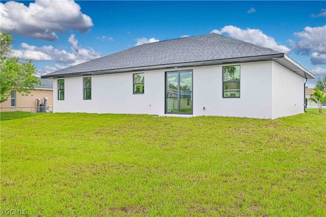 6109 Hershey AVE, Fort Myers, FL 33905