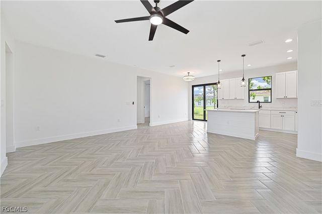 6109 Hershey AVE, Fort Myers, FL 33905