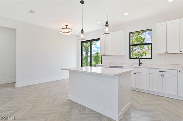 6109 Hershey AVE, Fort Myers, FL 33905