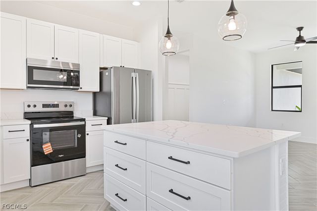 6109 Hershey AVE, Fort Myers, FL 33905