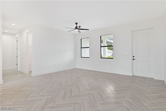 6109 Hershey AVE, Fort Myers, FL 33905