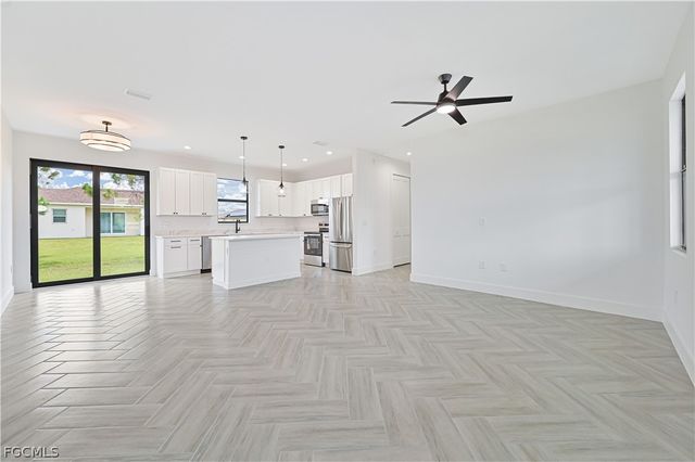 6109 Hershey AVE, Fort Myers, FL 33905