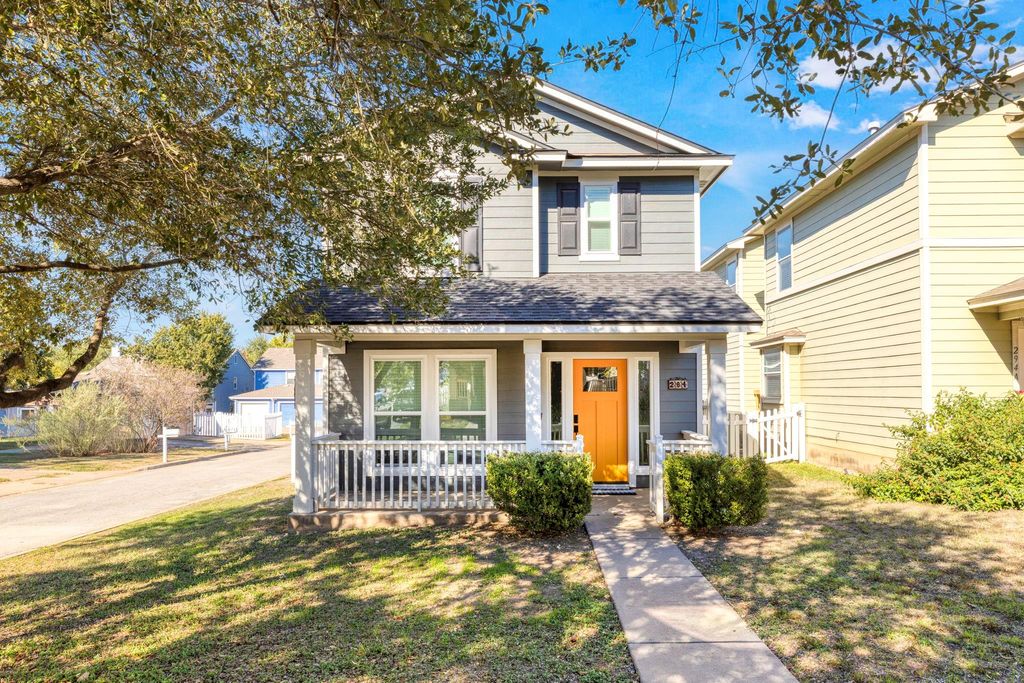 284 Michaelis RD, Kyle, TX 78640