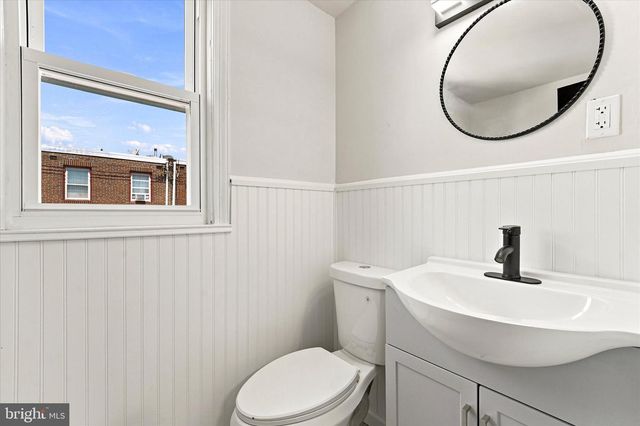 7221 GUYER AVE, Philadelphia, PA 19153