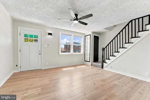 7221 GUYER AVE, Philadelphia, PA 19153