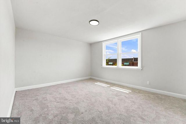7221 GUYER AVE, Philadelphia, PA 19153