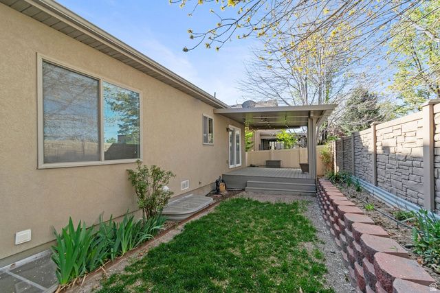 10956 S CRYSTAL VIEW WAY, South Jordan, UT 84095