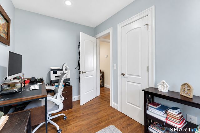 221 Third Avenue, West Haven, CT 06516