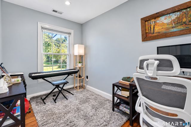 221 Third Avenue, West Haven, CT 06516